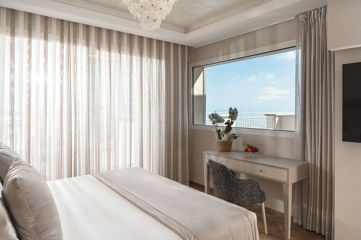 Deluxe vista mare — Grand Hotel Gallia